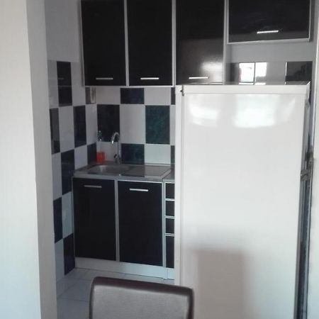 Apartman 72 Bar Bagian luar foto