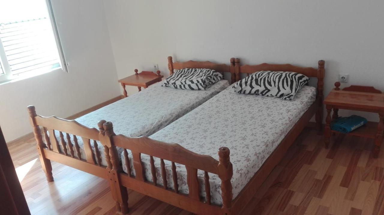 Apartman 72 Bar Bagian luar foto