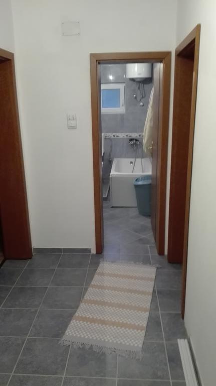 Apartman 72 Bar Bagian luar foto