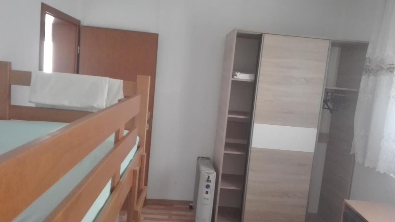 Apartman 72 Bar Bagian luar foto