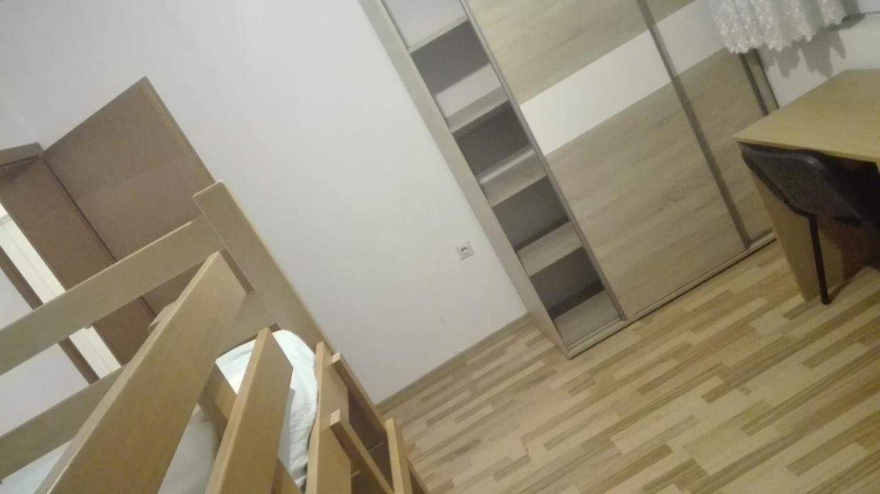 Apartman 72 Bar Bagian luar foto