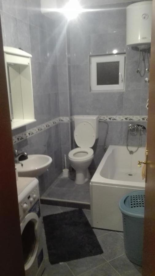 Apartman 72 Bar Bagian luar foto